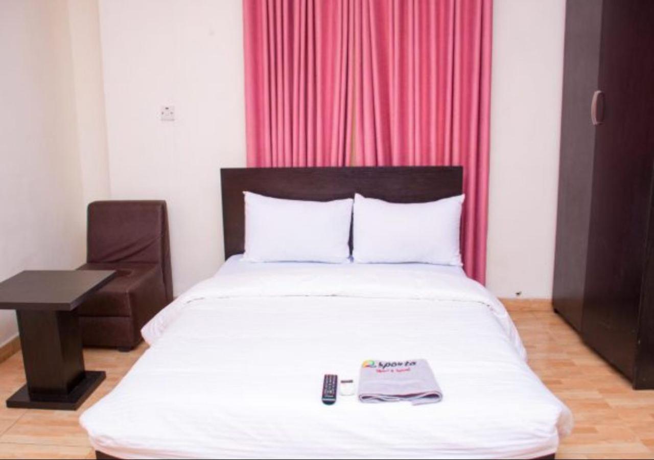 Esporta Suites Yaba Lagos Bagian luar foto