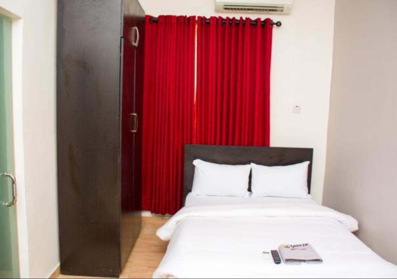 Esporta Suites Yaba Lagos Bagian luar foto